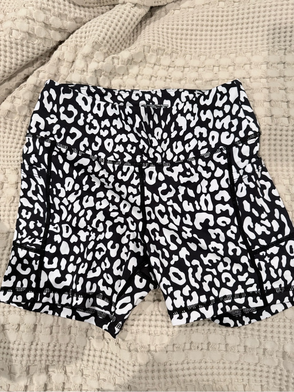 Zyia Light N Tight Women’s Active Shorts